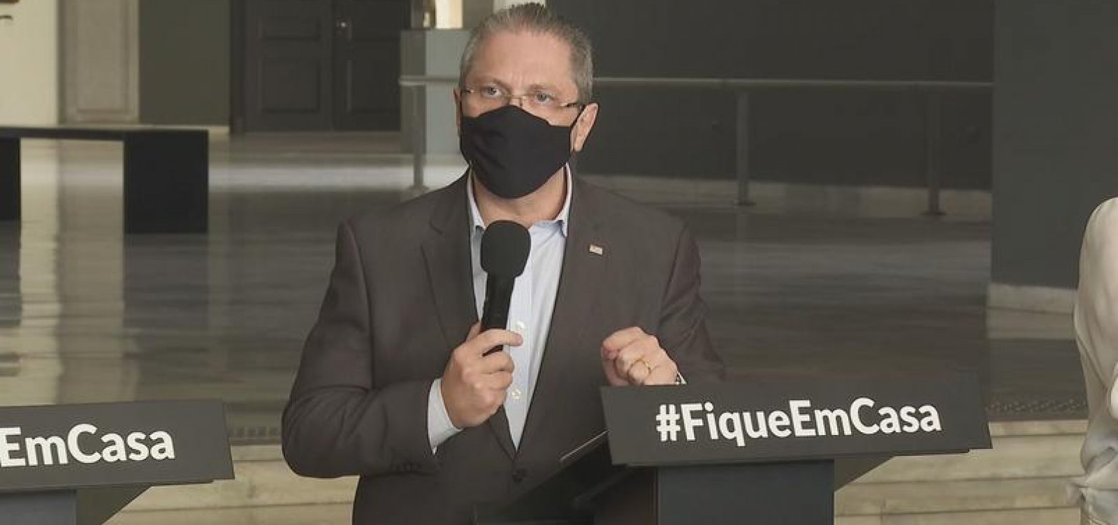 Governo de SP anuncia campanha anual de vacinação contra o coronavírus a partir de 2022