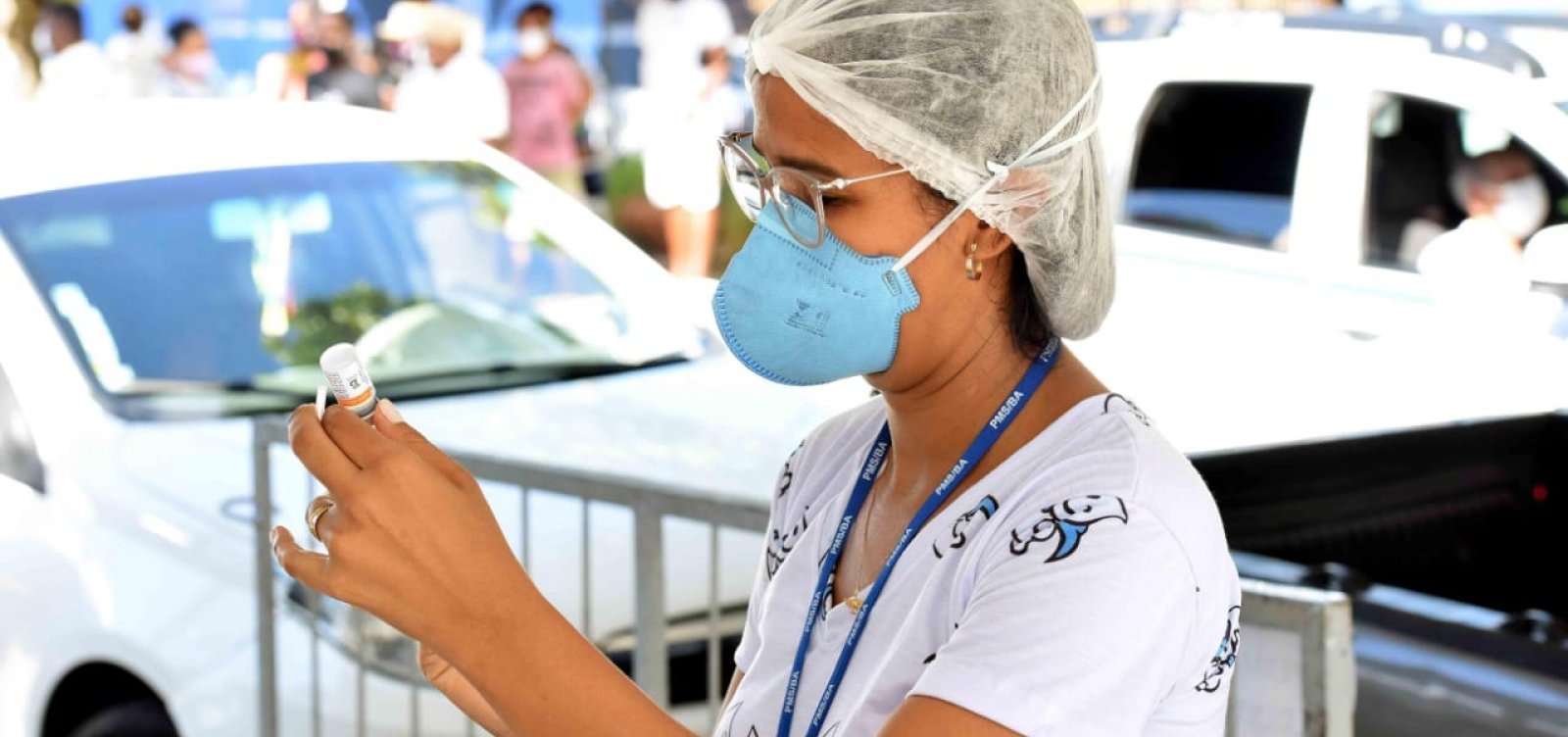 Vacinação segue apenas com segunda dose nesta sexta em Salvador