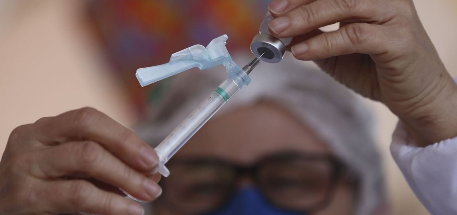 Vacinação contra Covid-19 imuniza completamente 40 milhões de pessoas no Brasil