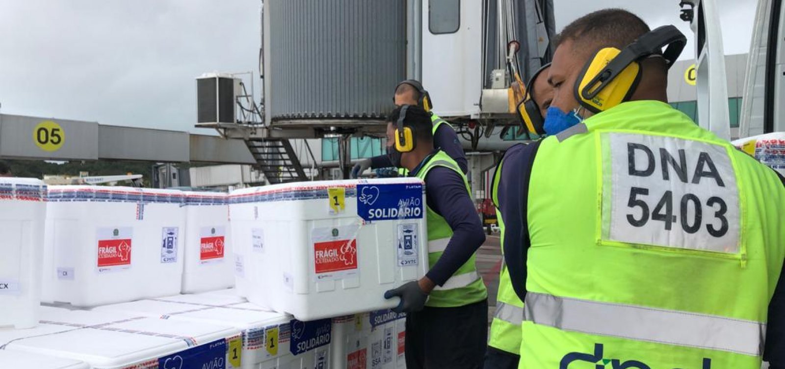 Bahia e estados do nordeste s&atilde;o os que menos recebem doses de vacina contra Covid-19