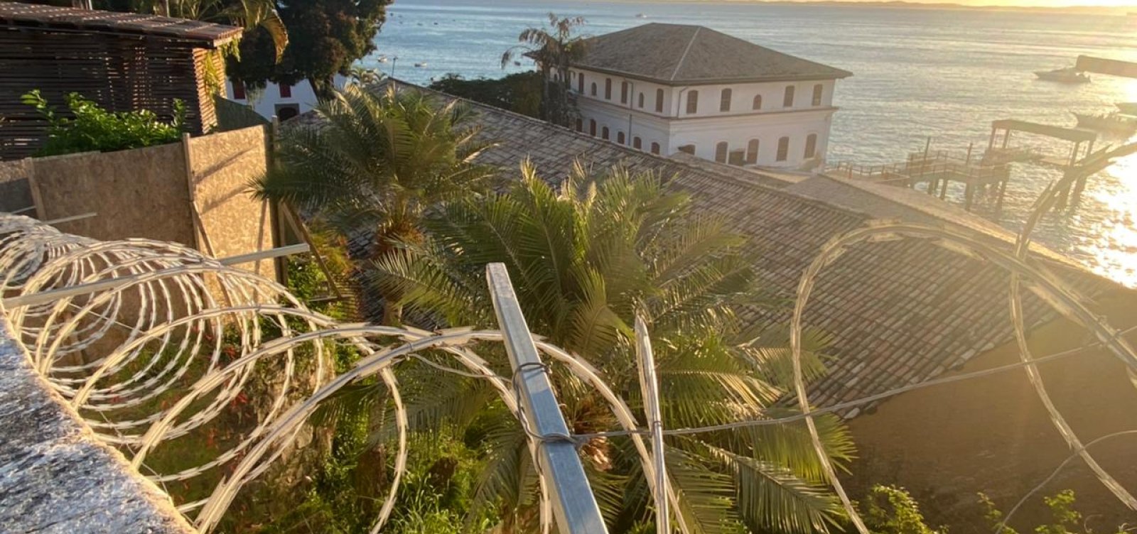 Após coletivos acusarem MAM de racismo,  diretores se reúnem com moradores do Solar do Unhão