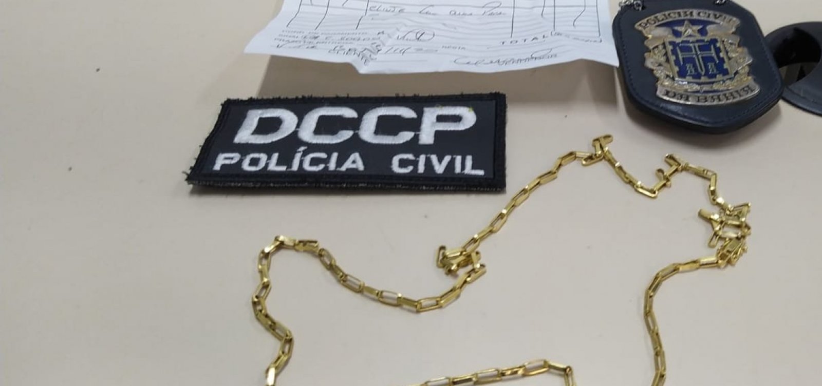 Polícia prende dupla envolvida em assaltos na Avenida Sete