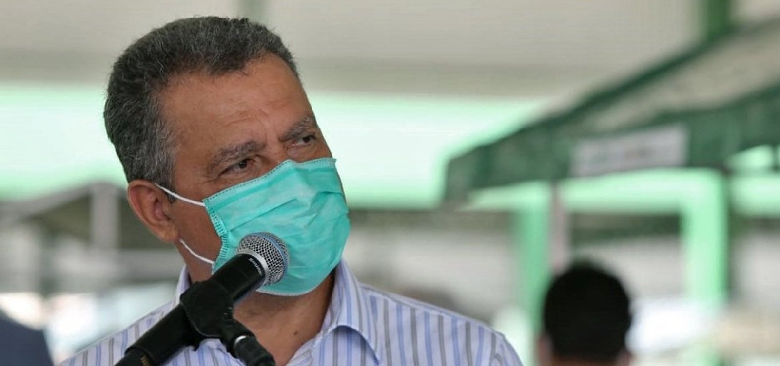 "Vamos ingressar no STF contra a perseguição na distribuição de vacina", diz Rui Costa