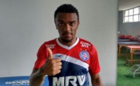 Bahia renova contrato com Yuri e anuncia contratação do volante Paulo Roberto