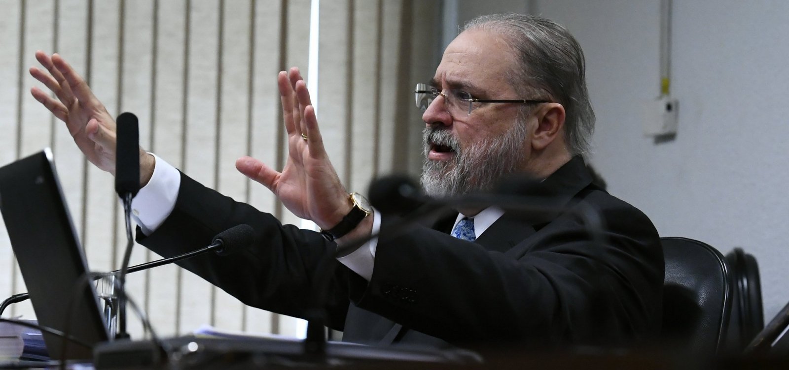 CCJ do Senado aprova novo mandato para Augusto Aras na PGR