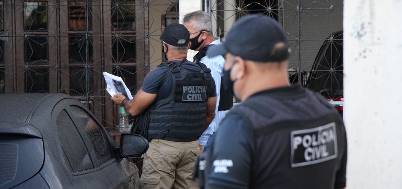 Após receber 'nude' por engano, homem descobre traição e mata amante da esposa