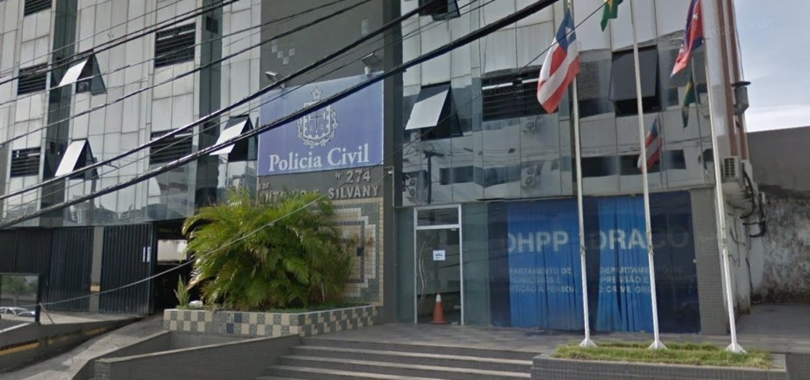 Policial reage a assalto e mata suspeito na Paralela