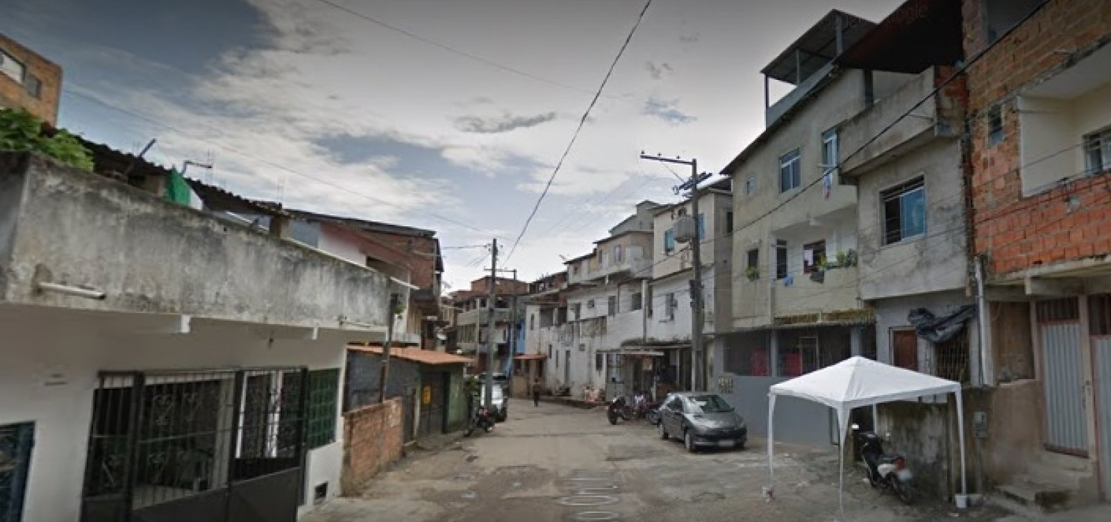 Mulher é baleada e morre enquanto andava de moto no Cabula