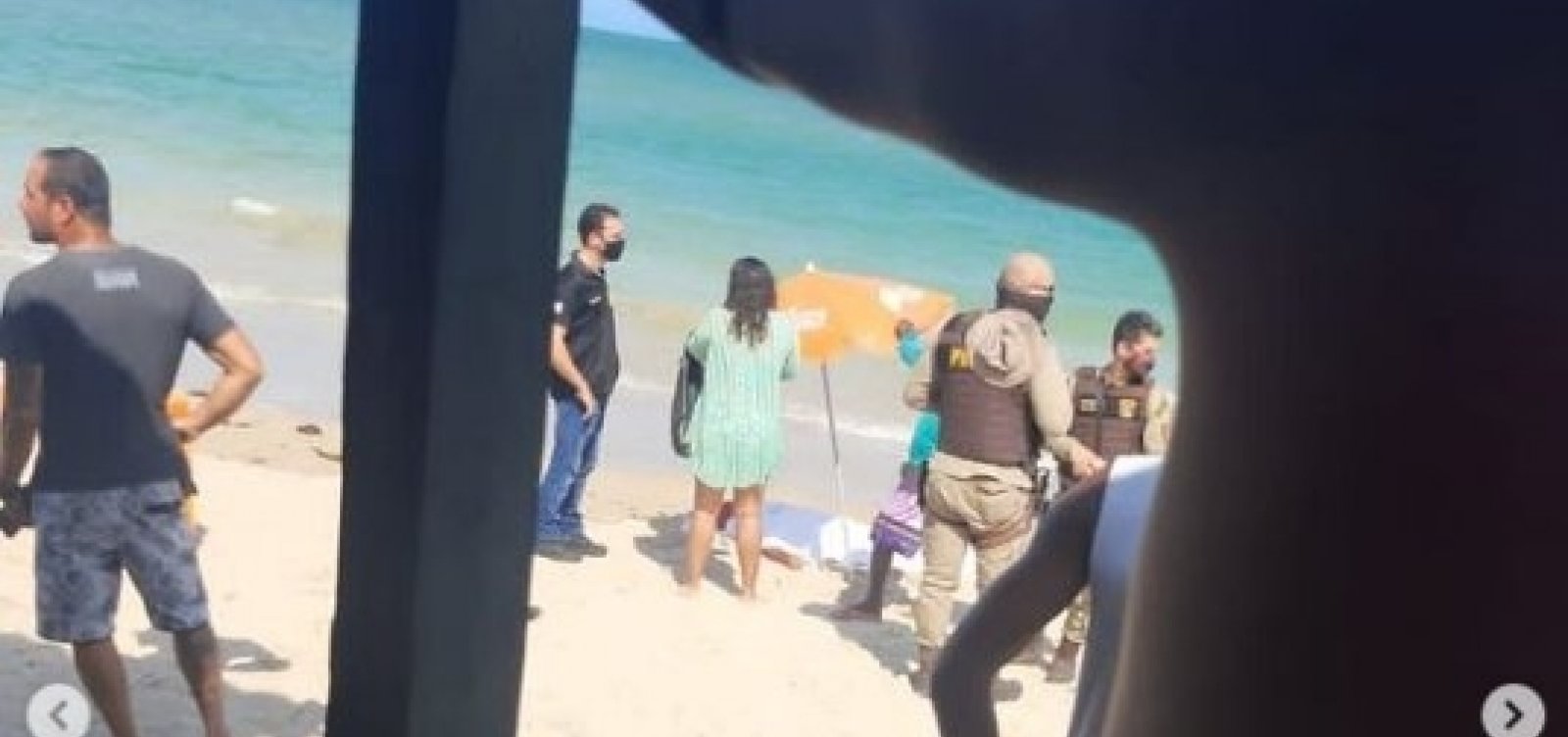 Homem é assassinado a tiros na praia de Barra do Gil, na Ilha de Itaparica