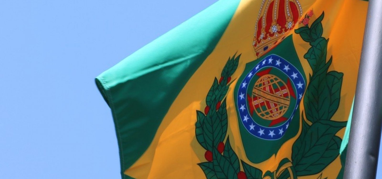 Fux ordena retirada de bandeira do Brasil Império hasteada na sede do TJ de Mato Grosso do Sul 