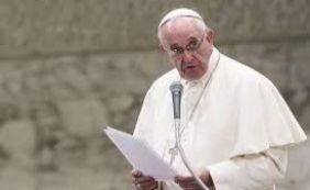 “É uma contradição”, diz papa Francisco sobre violência em religiões monoteístas