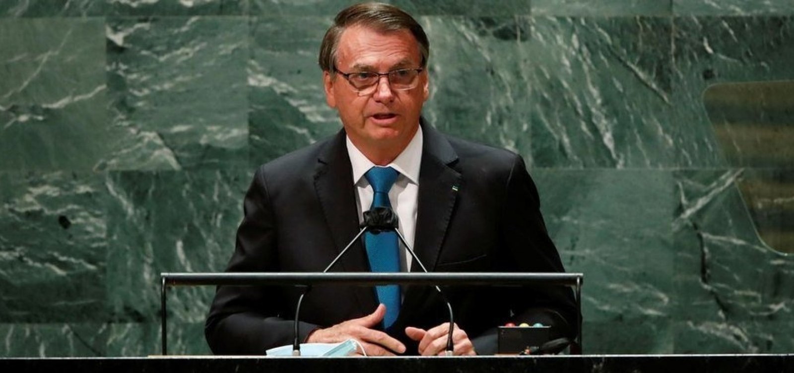 Em discurso com mentiras na ONU, Bolsonaro disse que pagou auxílio emergencial de 800 dólares