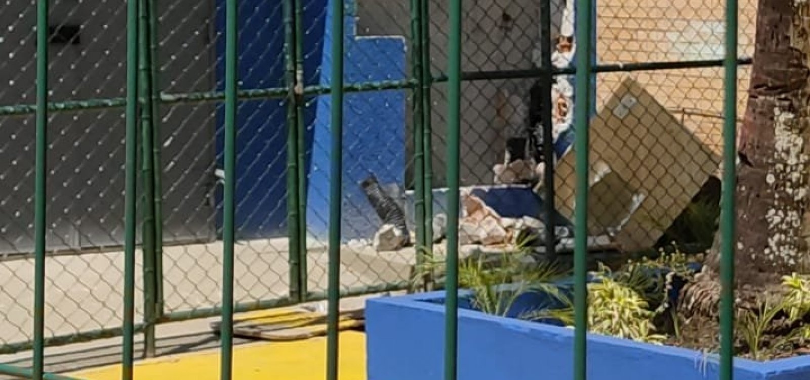 Polícia investida onda de assaltos em escola de Salvador; pais reclamam de insegurança