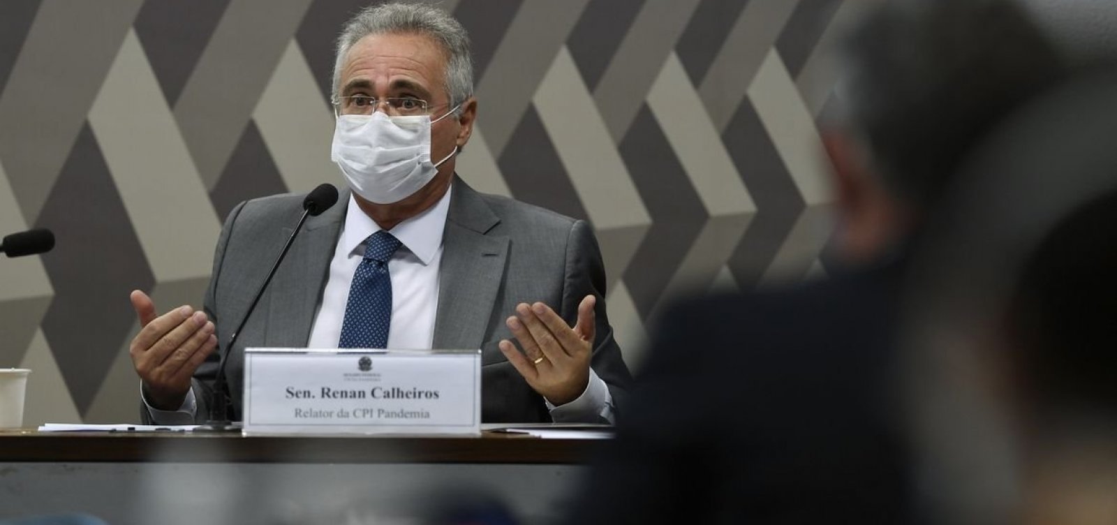 CPI ignora suposto conflito de interesses entre Renan Calheiros e empresa investigada