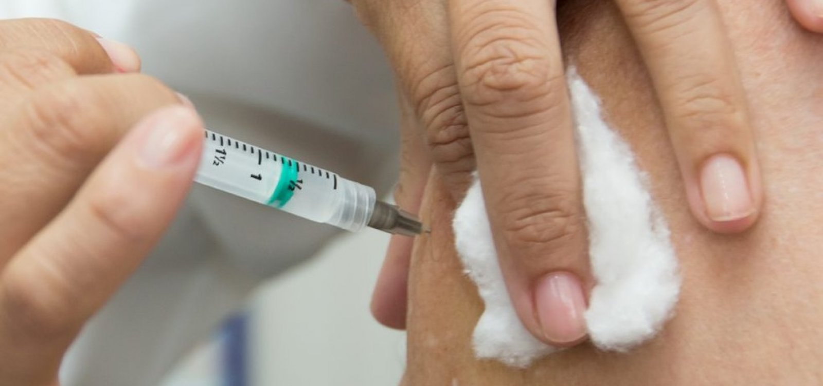 Vacinação contra gripe será realizada no Salvador Shopping nesta segunda 