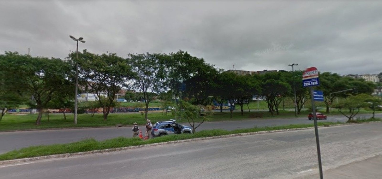 Mulher é morta após ser baleada na Avenida Ogunjá, em Salvador