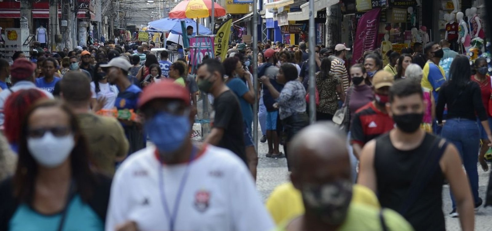 Brasil chega a 605 mil mortes depois registrar 460 óbitos por Covid em 24h