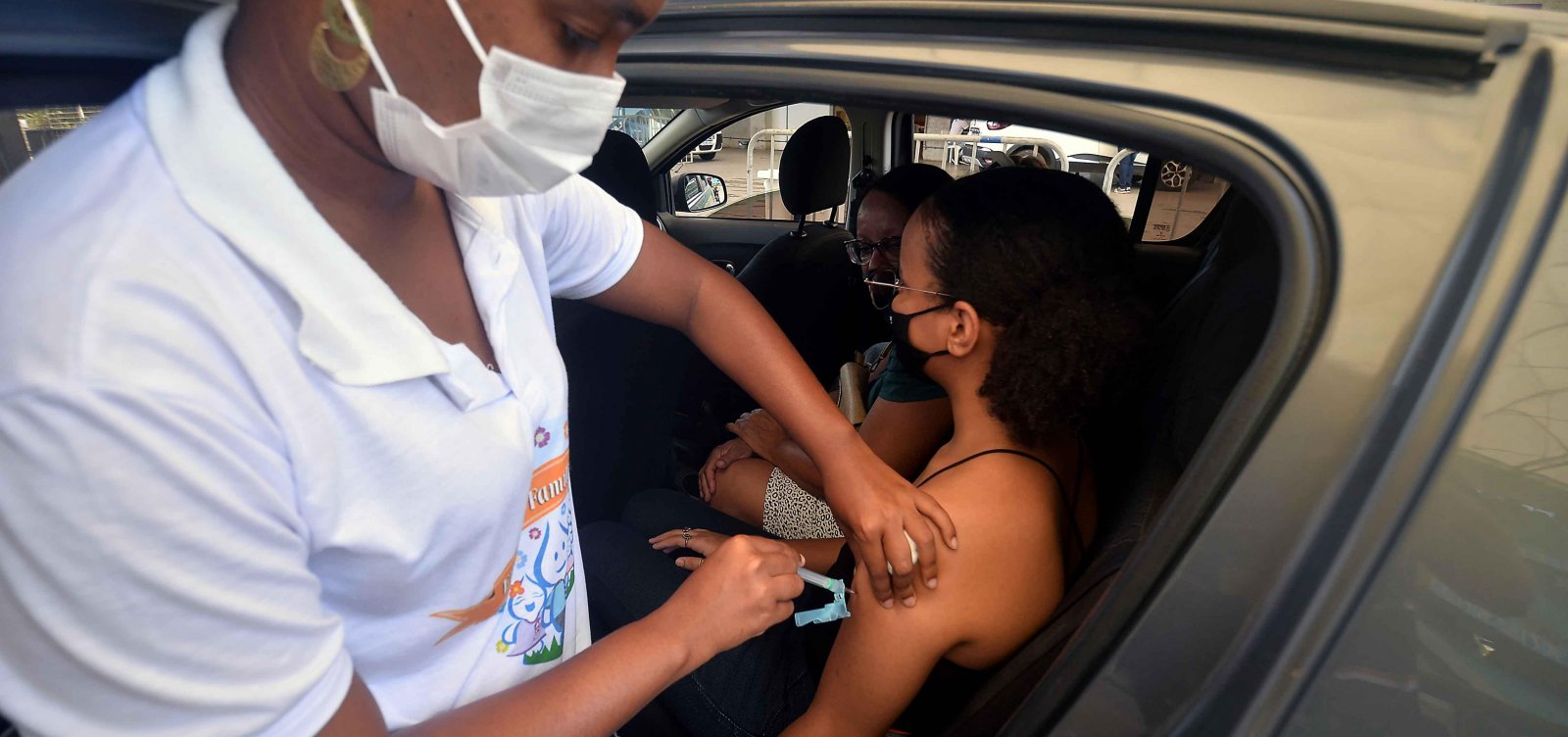 Bahia tem 82,5% da população acima de 12 anos vacinada com a primeira dose