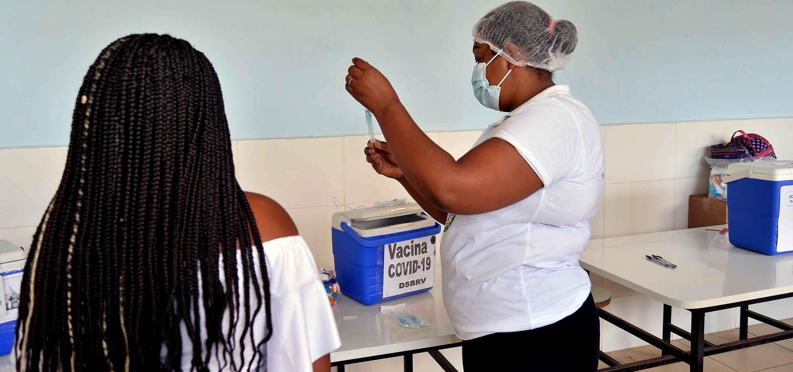 Bahia tem 82,7% da população acima de 12 anos vacinada com a primeira dose