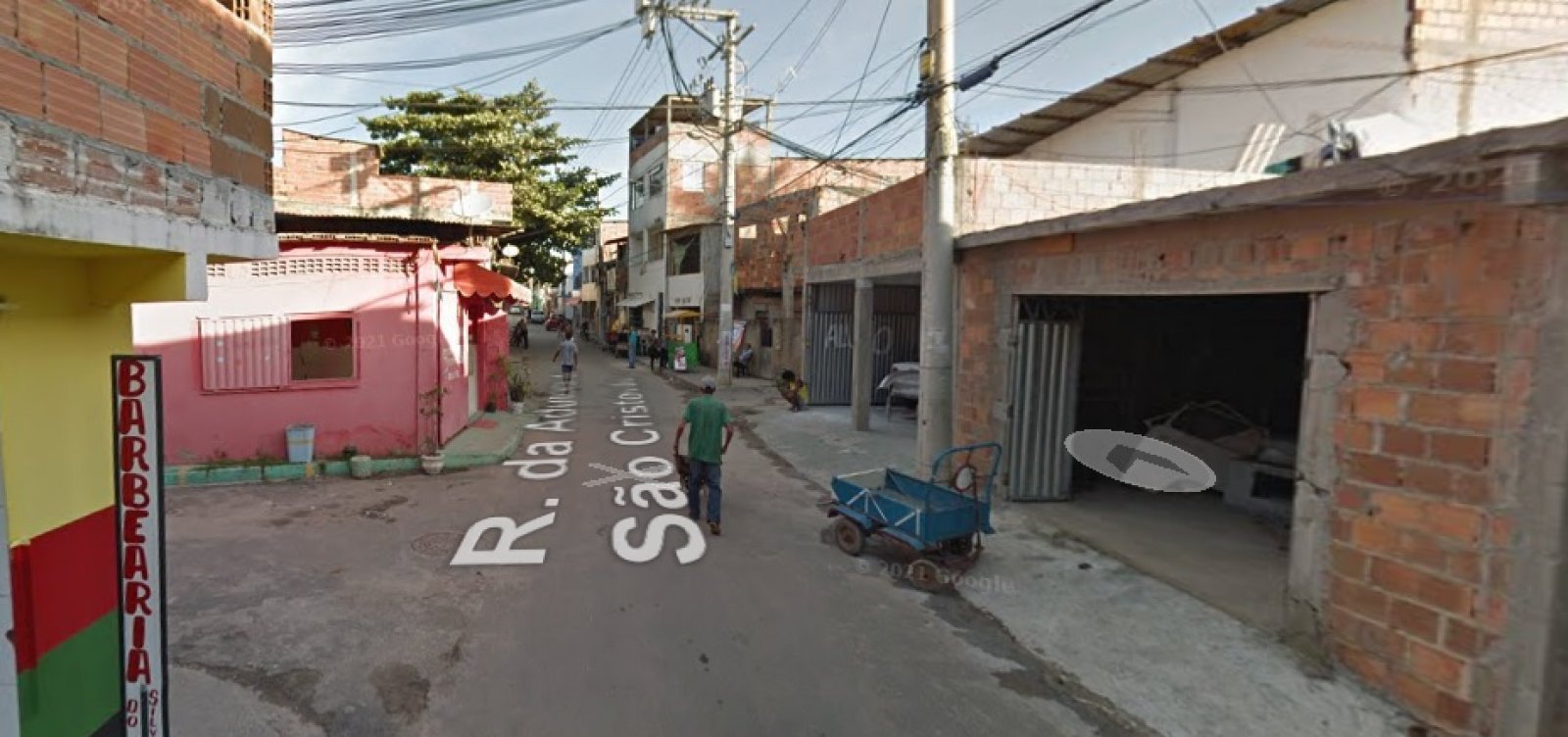 Jovem morre após ser baleada dentro de carro por aplicativo em São Cristóvão
