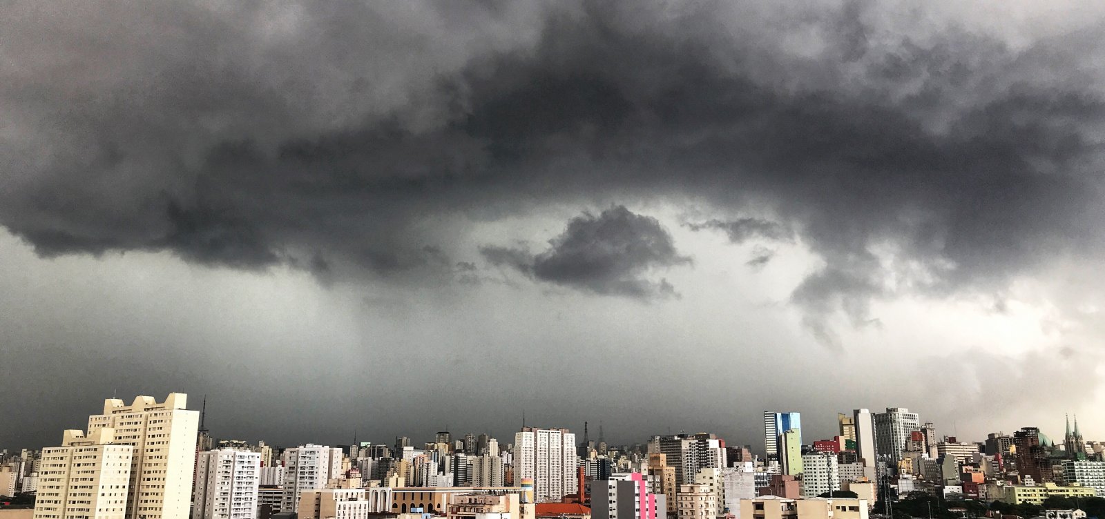 Bahia está entre os estados brasileiros com risco de tempestade a partir desta sexta