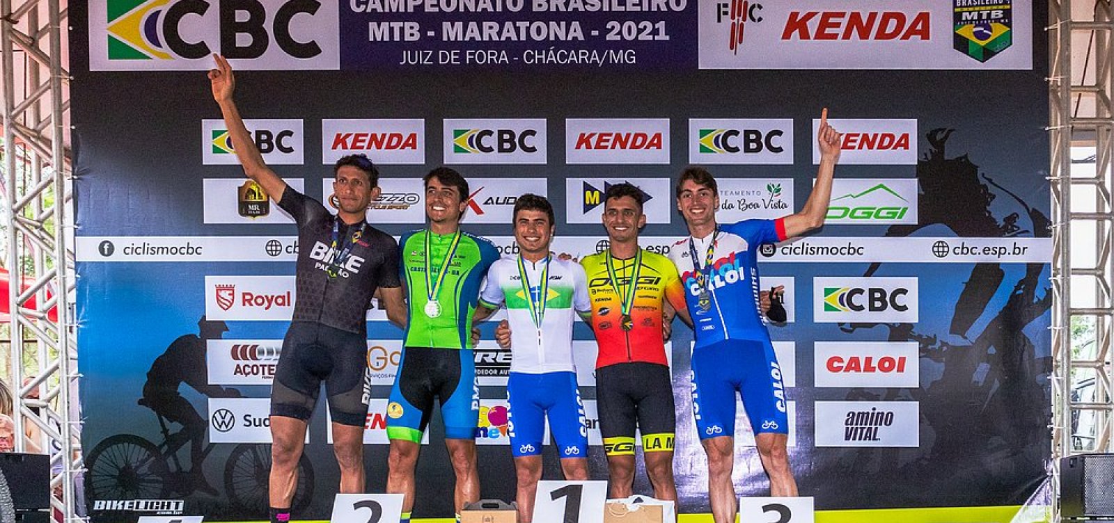 Ciclistas baianos são campeão e vice em campeonato brasileiro de mountain bike
