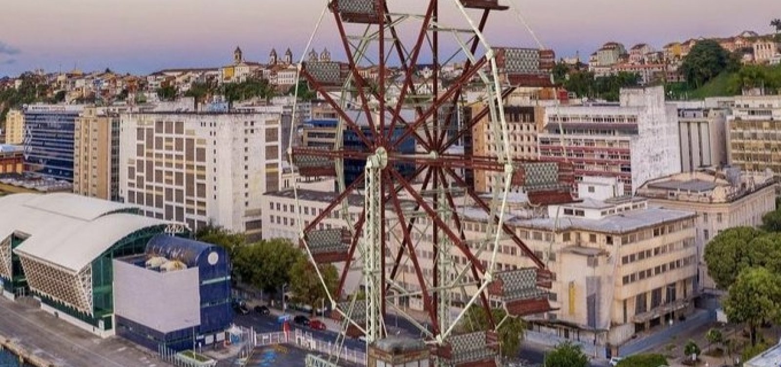 Salvador terá roda-gigante fixa no bairro do Comércio