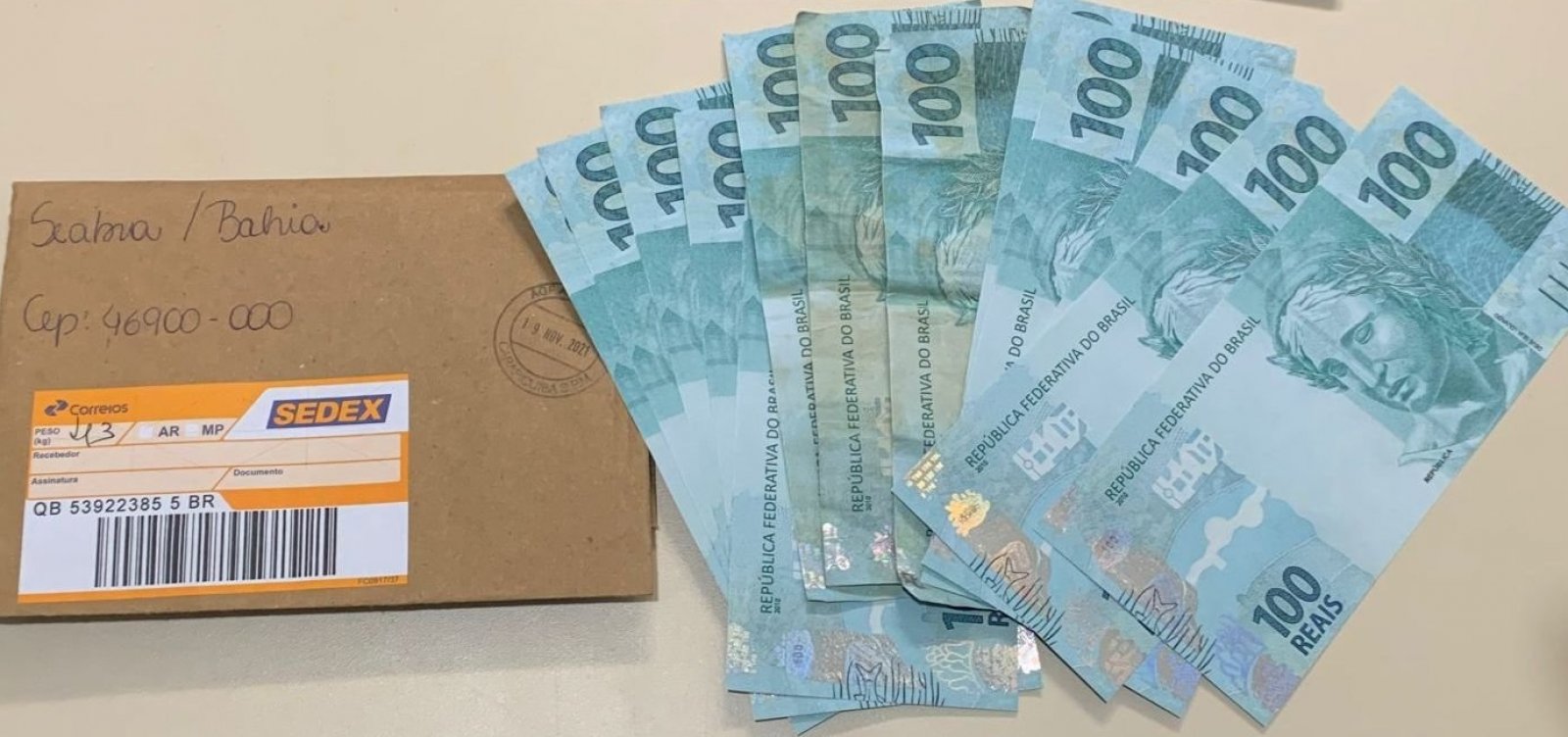 Três mulheres e um homem são presos com R$ 1,3 em cédulas falsas em Seabra