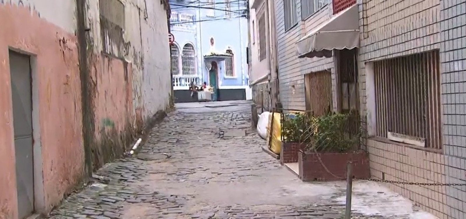 Homem é baleado na região do Porto da Barra