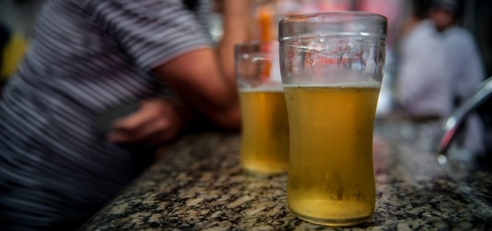 Mais da metade dos maiores de 18 anos consome bebidas alcoólicas