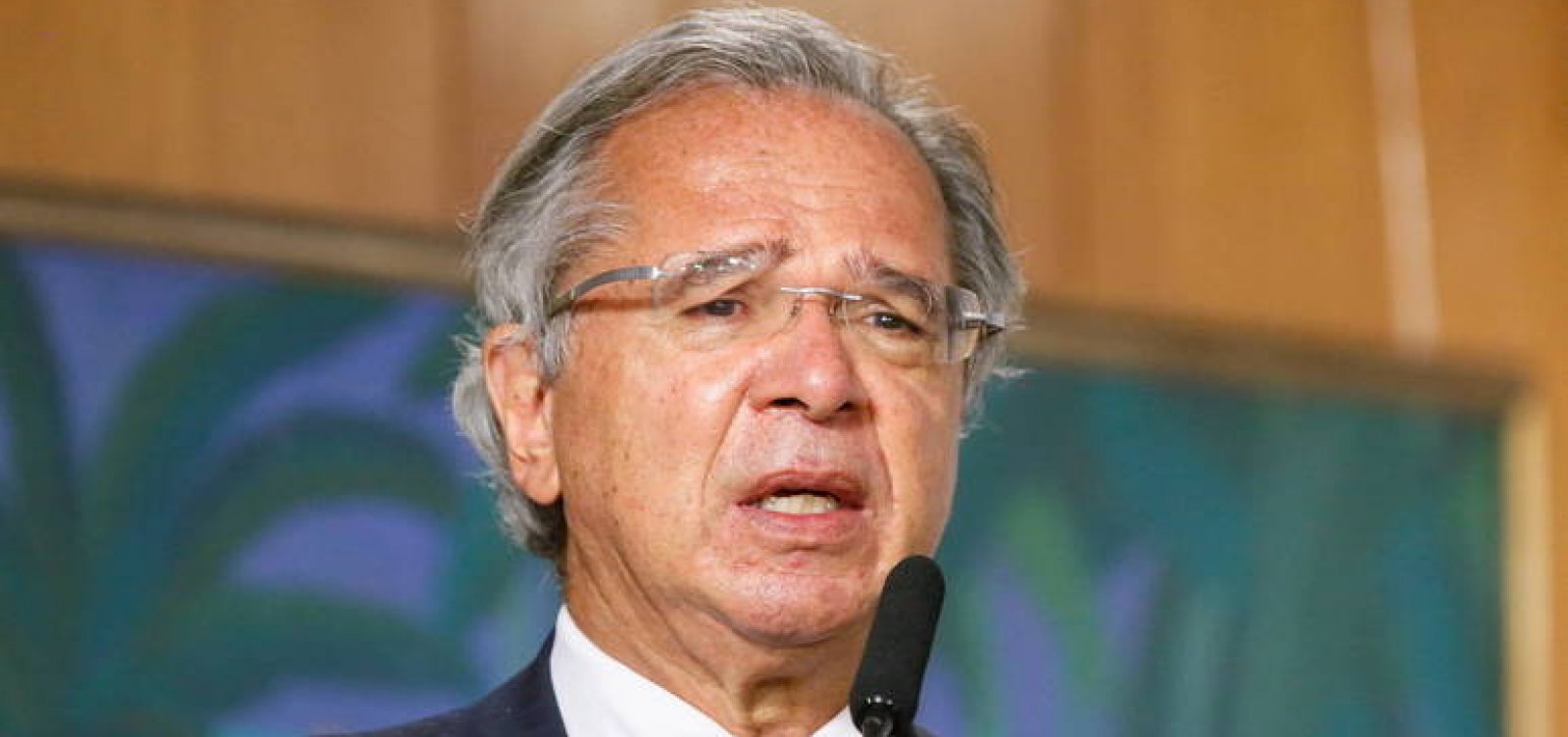 Coalizão com mais de 200 organizações pede impeachment de Guedes no STF
