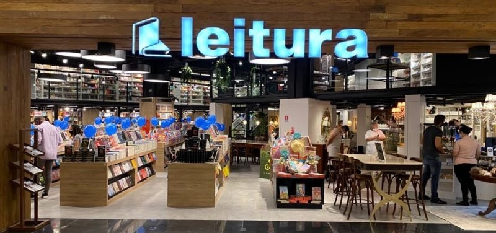  Clientes são furtados dentro de livraria em shopping de Salvador