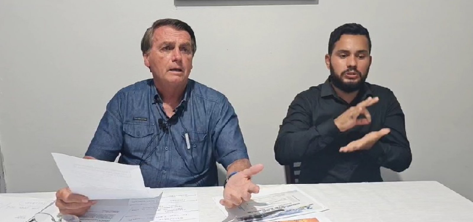 Ajuda argentina à Bahia sem aval do governo federal "não existe", diz Bolsonaro ao rebater Rui