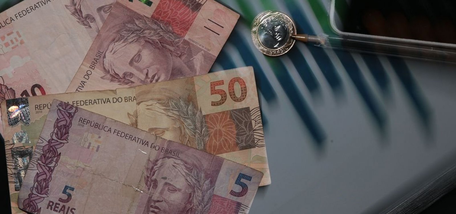 Salário mínimo de R$ 1.212 entra em vigor a partir deste sábado