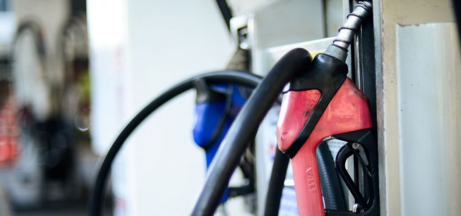 Primeira semana de 2022 tem leve recuo nos preços da gasolina e do etanol, diz ANP