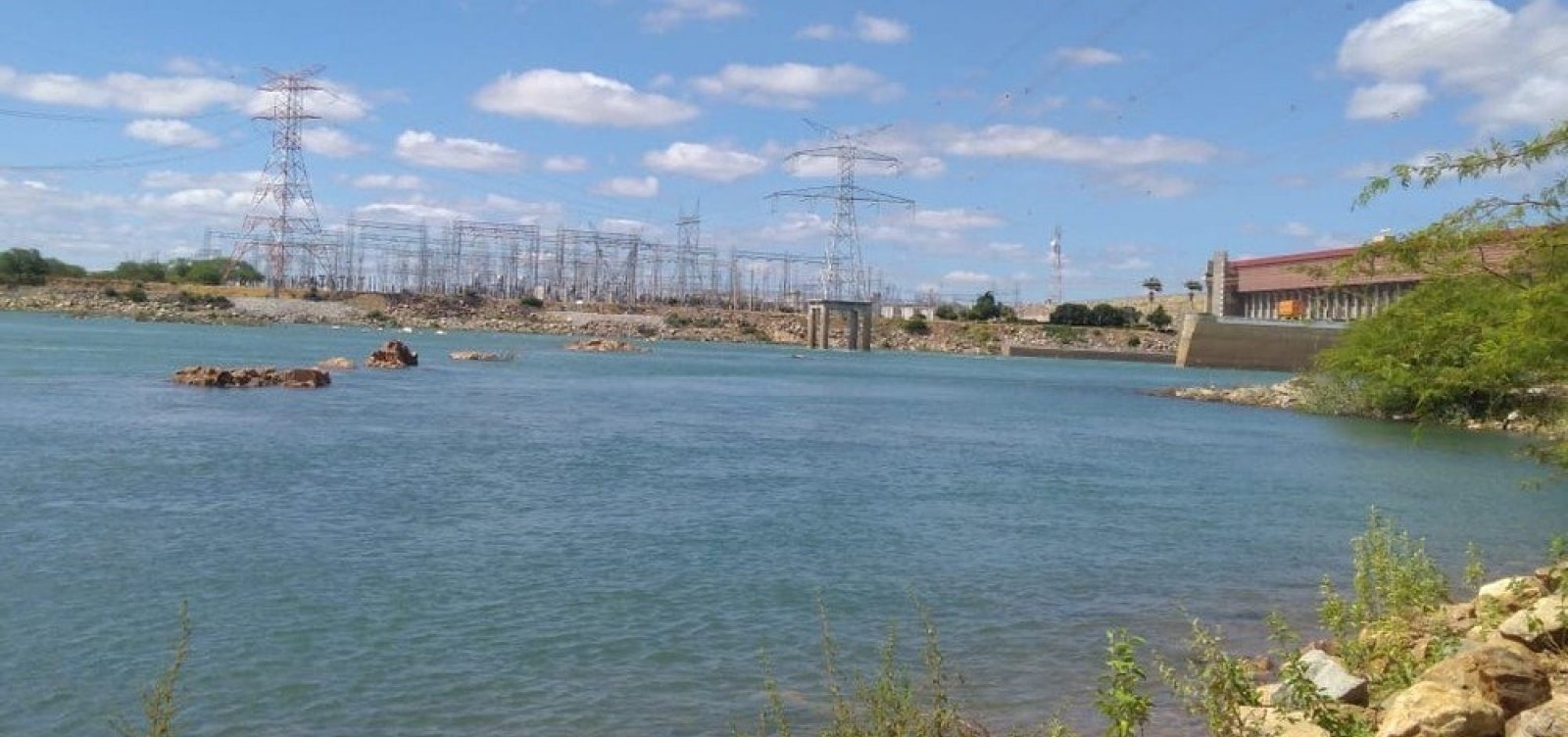 Companhia Hidrelétrica do São Francisco alerta 33 prefeituras sobre cheia do rio