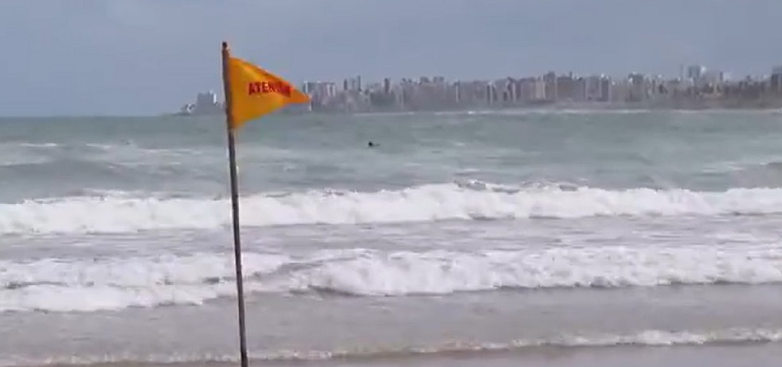 Alerta da Marinha aponta mau tempo com ventos fortes de até 60 km/h no litoral da Bahia