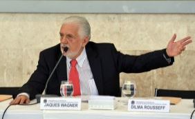 Ministro afirma que vacina contra o Zika demorará de 3 a 5 anos