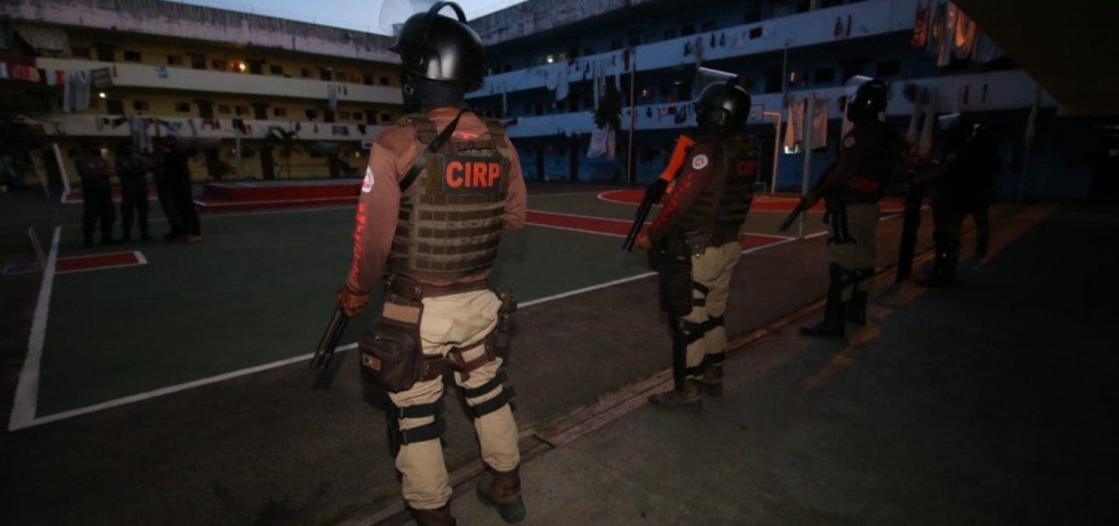 SSP e Seap investigam entrada de armas após rebelião no Complexo da Mata Escura