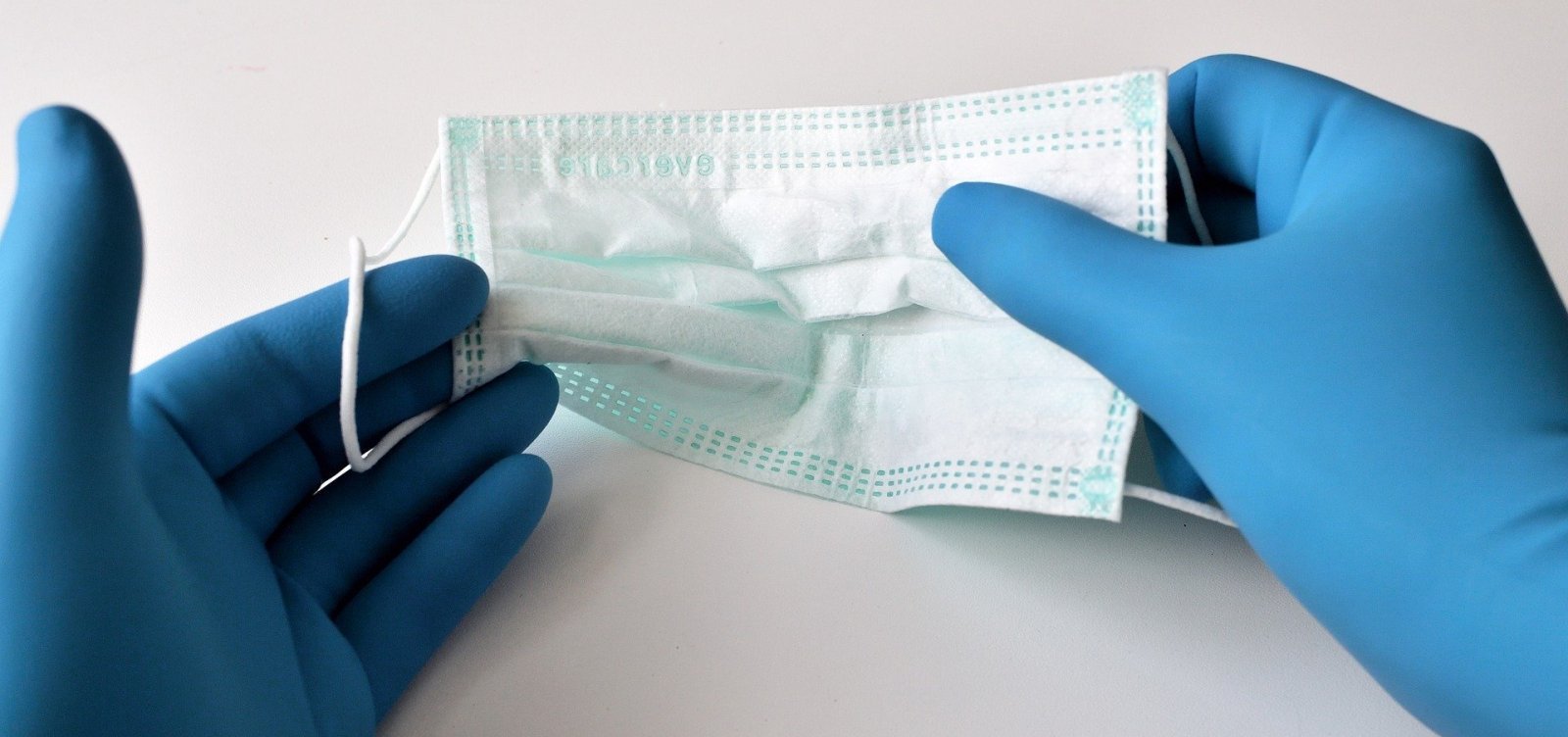 Bras&iacute;lia flexibiliza obrigatoriedade de uso de m&aacute;scaras em locais abertos 