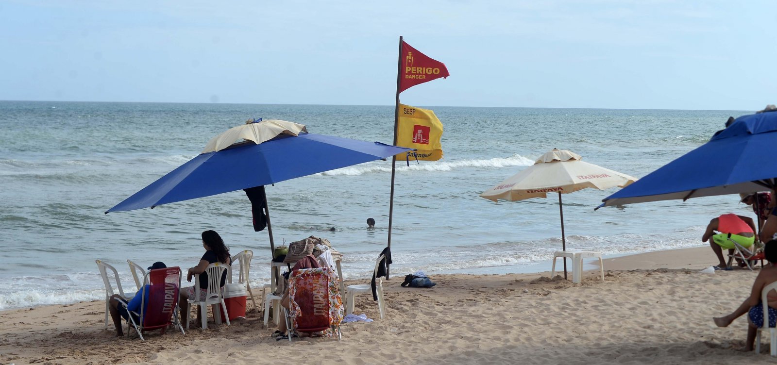 Salvamar alerta pra maior perigo em praias de Jaguaribe, Piatã e Itapuã em período de chuvas