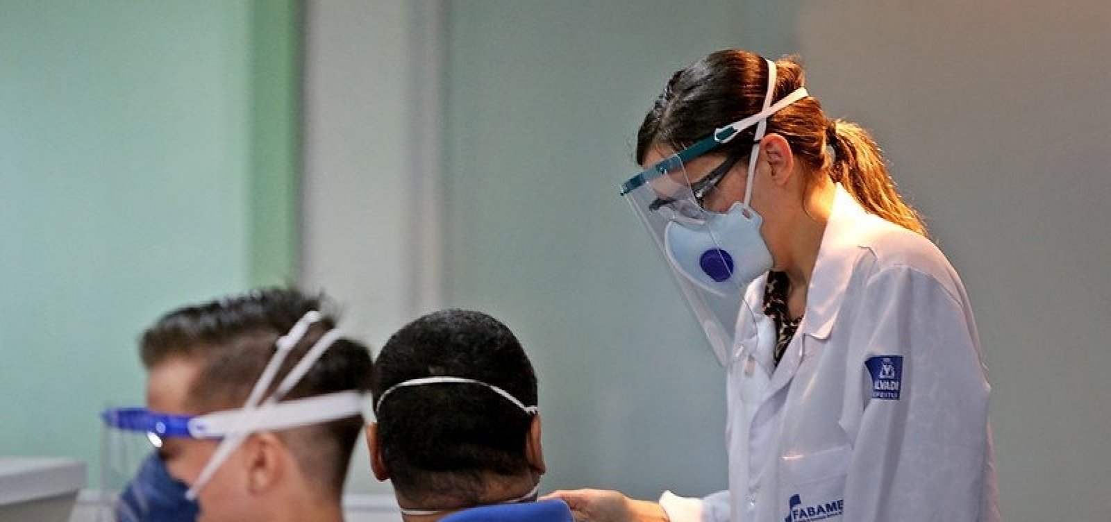 Deltacron: Queiroga confirma dois casos da variante no Brasil