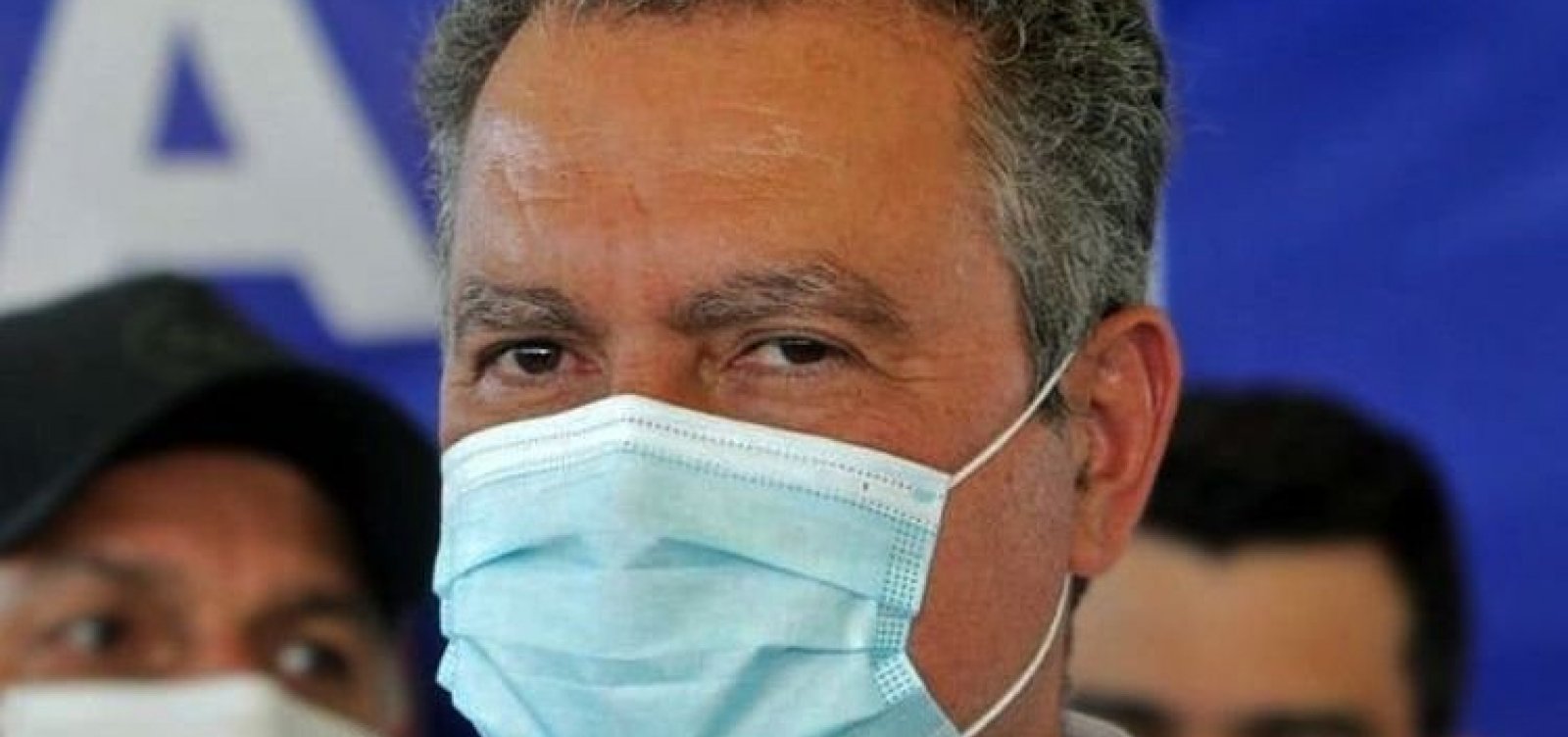 Após fala de Bolsonaro sobre liberação de máscaras na Bahia, Rui rebate que "não devemos nos precipitar"
