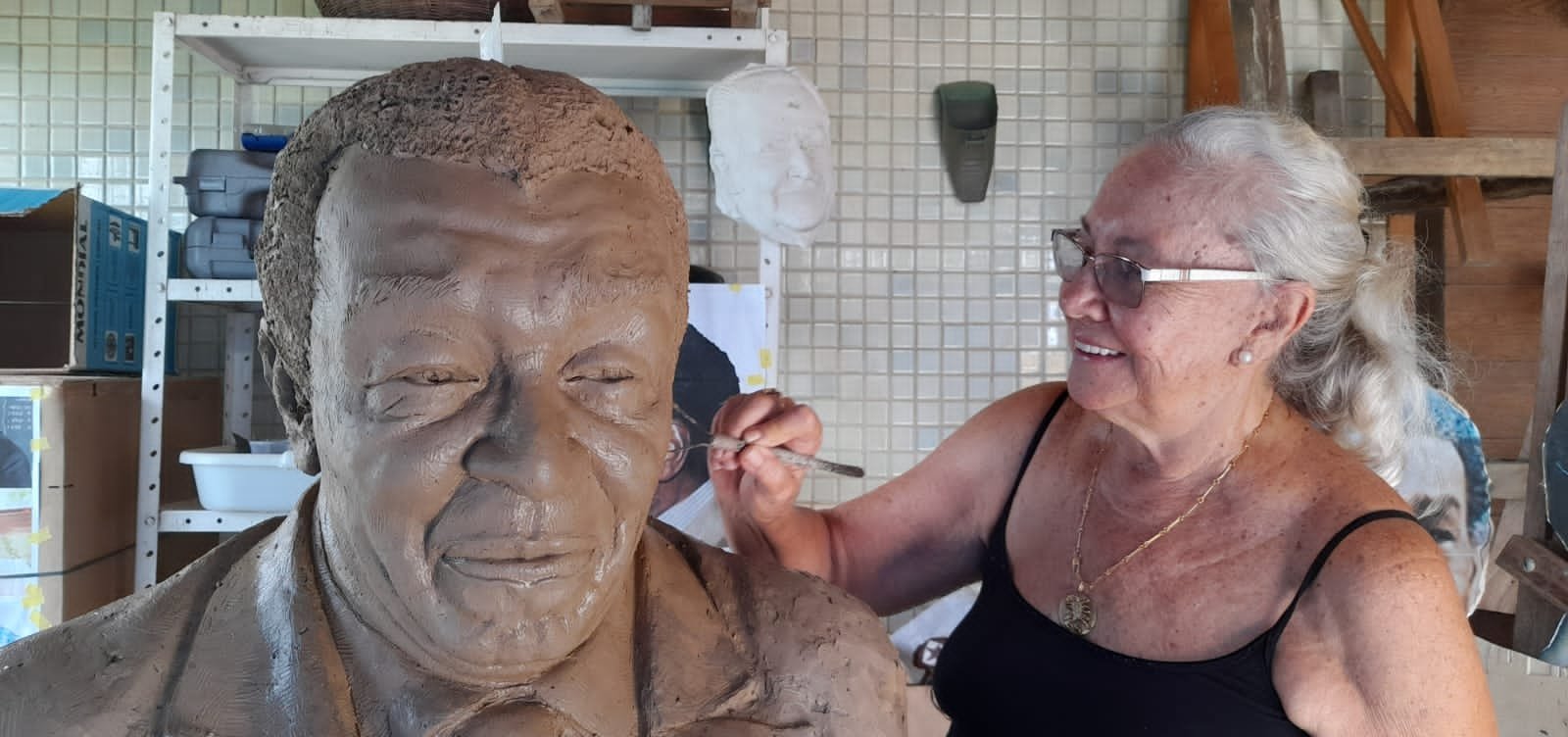 Busto do professor Milton Santos vai ser colocado em frente à Ufba em Ondina