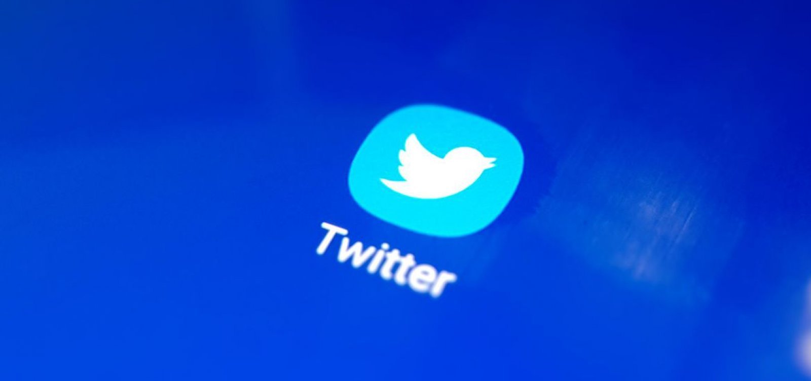 Twitter amplia regras contra fake news e cria identificação para perfis de candidatos