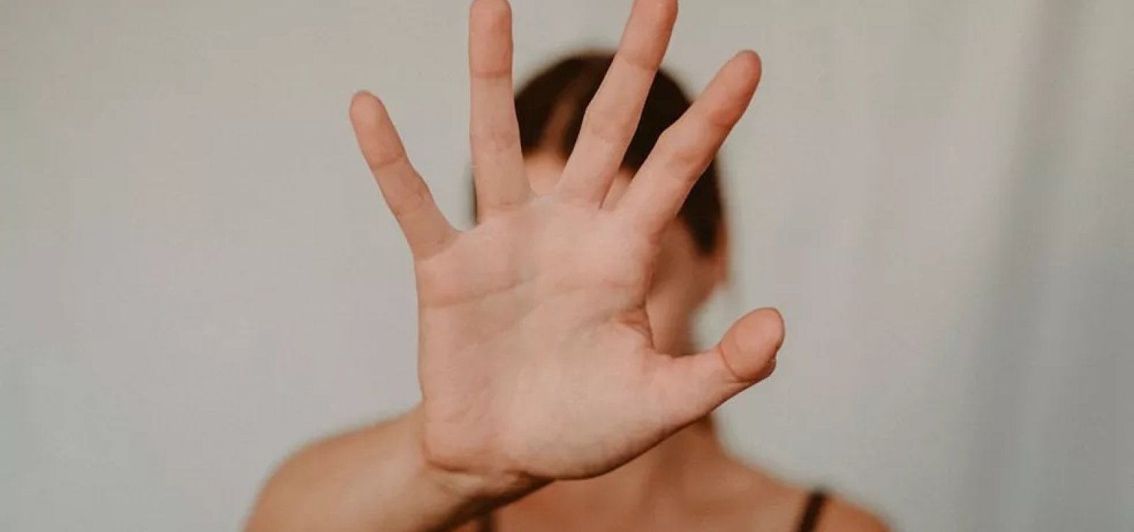 Adolescentes denunciam professores por ass&eacute;dio sexual em Cama&ccedil;ari