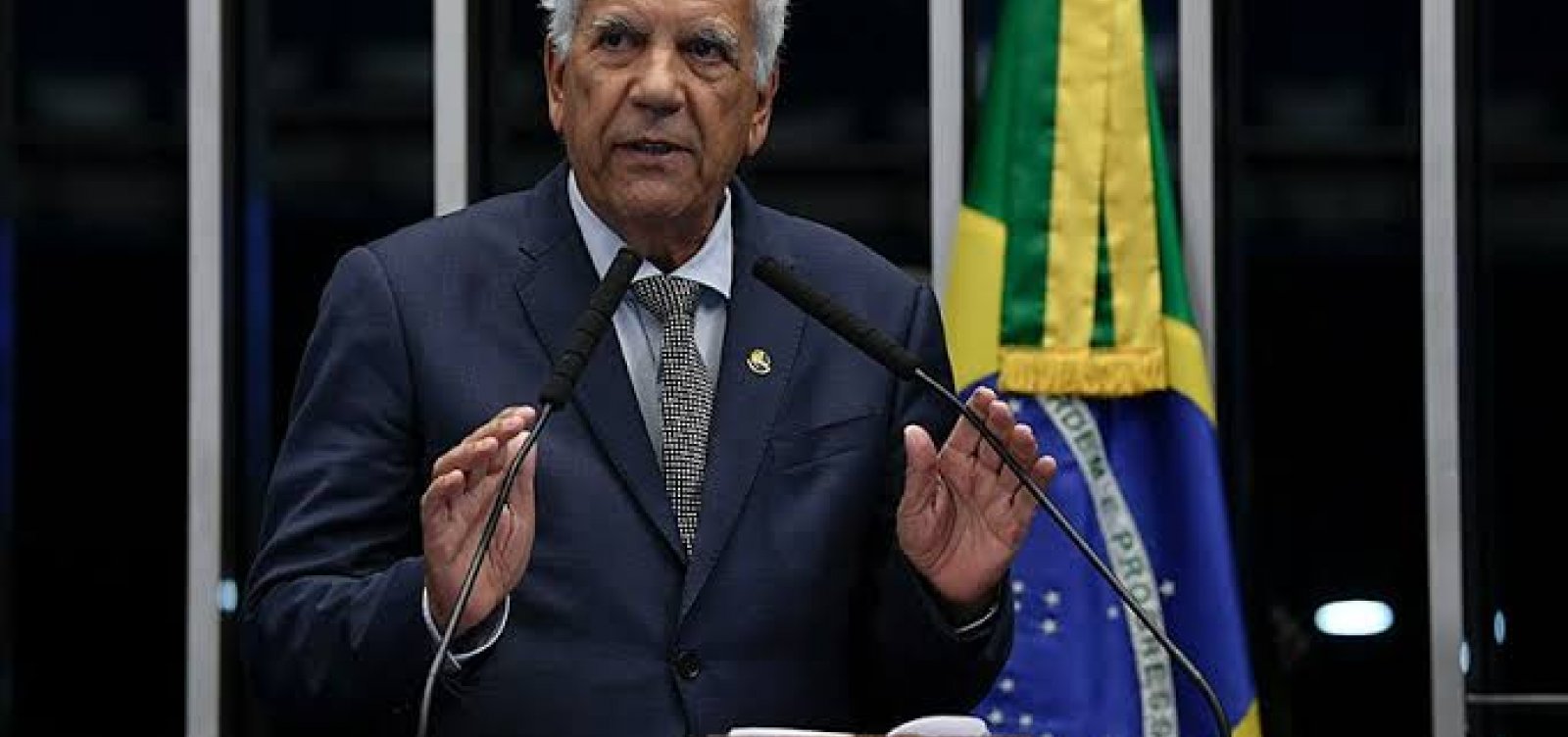 Senador retira assinatura e instala&ccedil;&atilde;o de CPI do MEC &eacute; suspensa