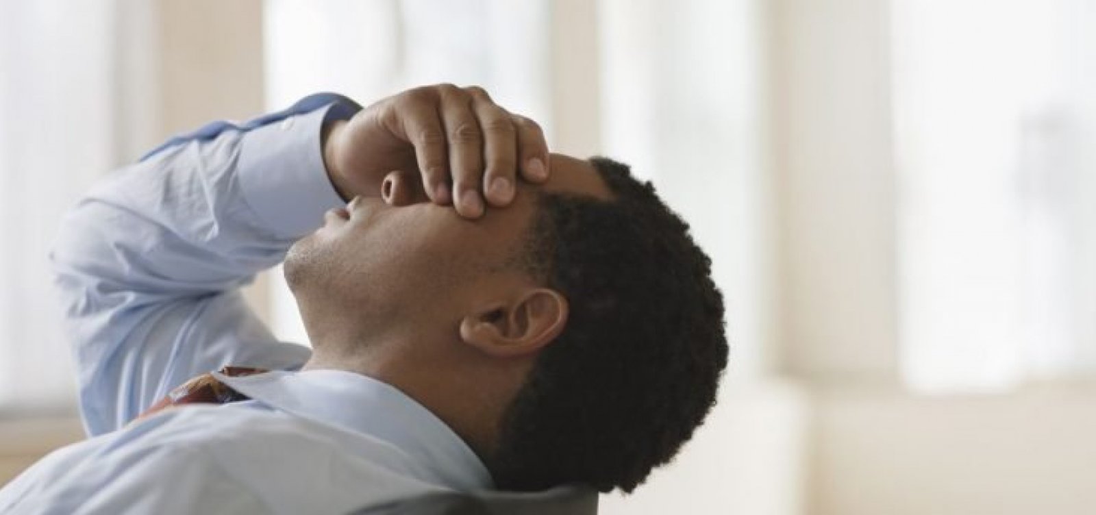 Metade da população mundial sofre de dor de cabeça, diz estudo