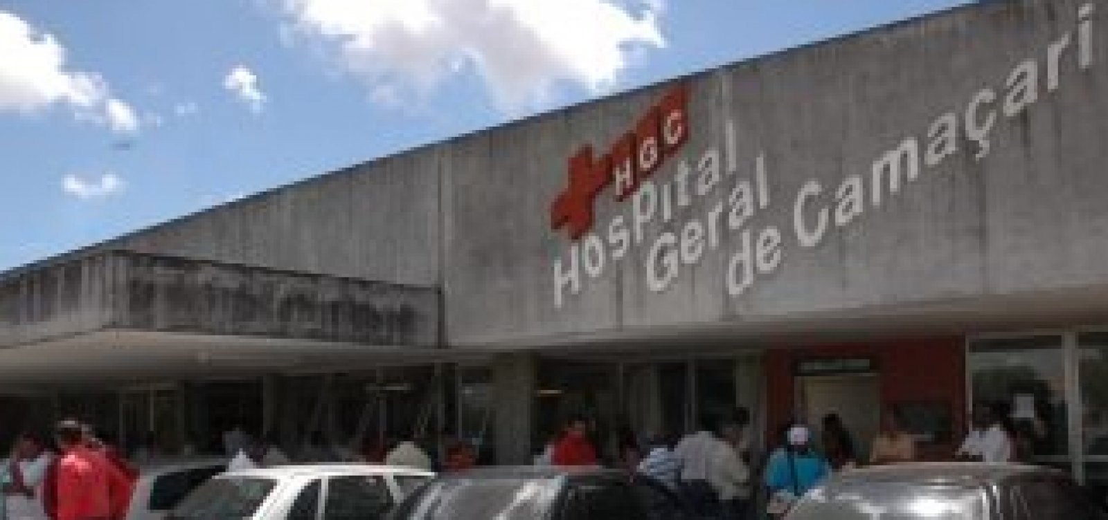Fam&iacute;lia sobrevive a soterramento causado por chuva em Cama&ccedil;ari&nbsp;
