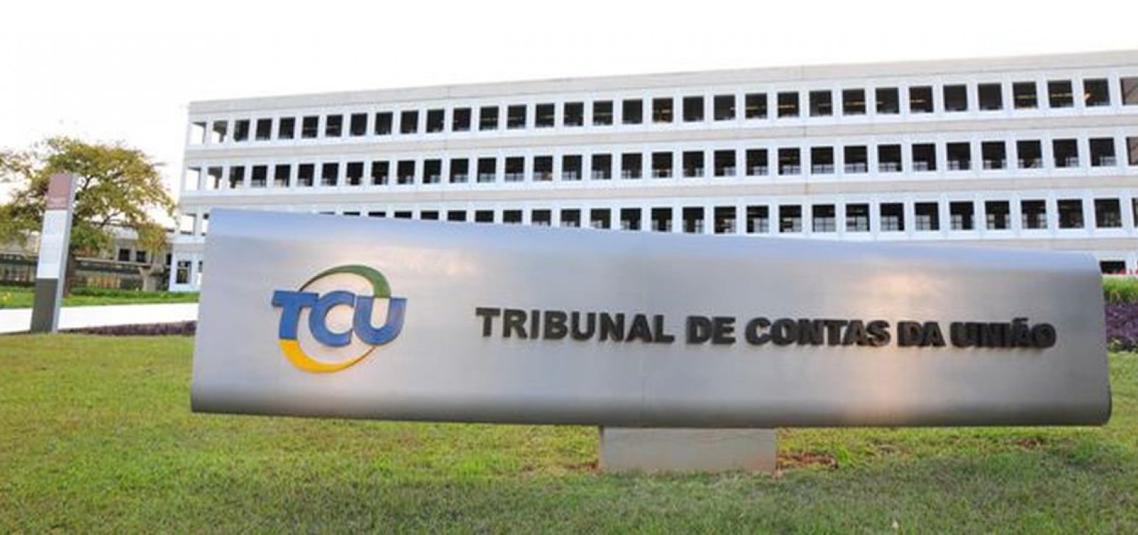 Ministro do TCU suspende compra de kits de robótica pelo FNDE